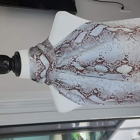 Bishop + Young Sleeveless Top Size S - Picture 2 of 9